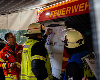 Übung der Tunnelfeuerwehren im Reutherbergtunnel
